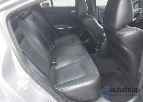 2013 Dodge Charger R/T Plus from USA, damaged, VIN 2C3CDXDT8DH610586